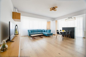 Panorama Views - Spacious Central Apartment